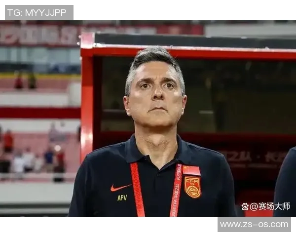 镜头捕捉：球员交易赛场小动作引发热议