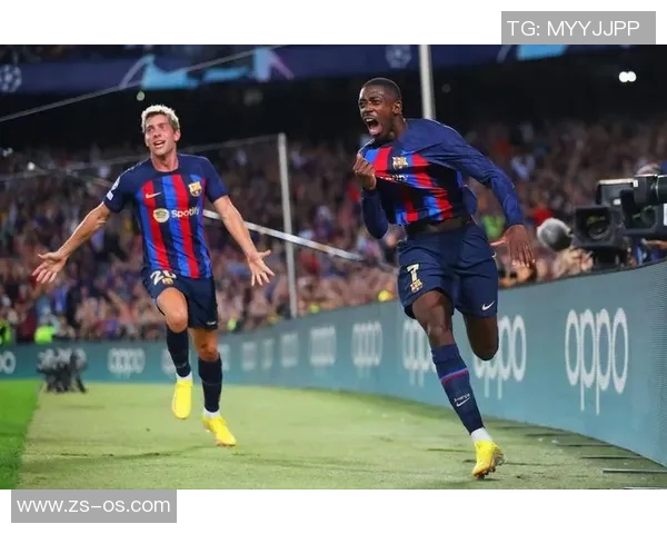 欧联赛场小动作引发热议 球员隐秘举动背后真相逐渐曝光 欧联赛场小动作引发热议 球员隐秘举动背后真相逐渐曝光